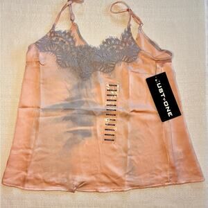 Just One Women's Elegant Peach Lace Camisole